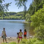 Vtf Le Domaine Des Puys Rezort Saint-Sauves- dʼAuvergne
