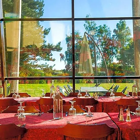 Vtf Le Domaine Des Puys Resort