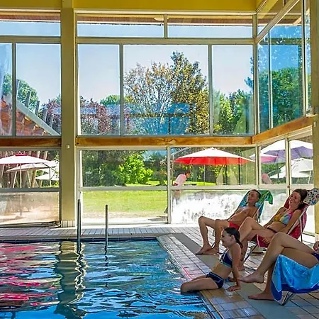 Vtf Le Domaine Des Puys Resort Saint-Sauves- dʼAuvergne