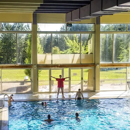 Vtf Le Domaine Des Puys Resort *